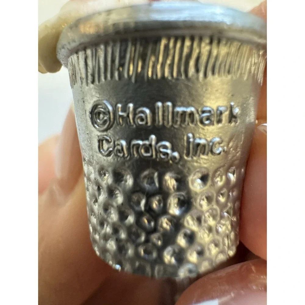 Vintage Hallmark‎ Thimble Mouse 1st in Series 1978 Keepsake Ornament